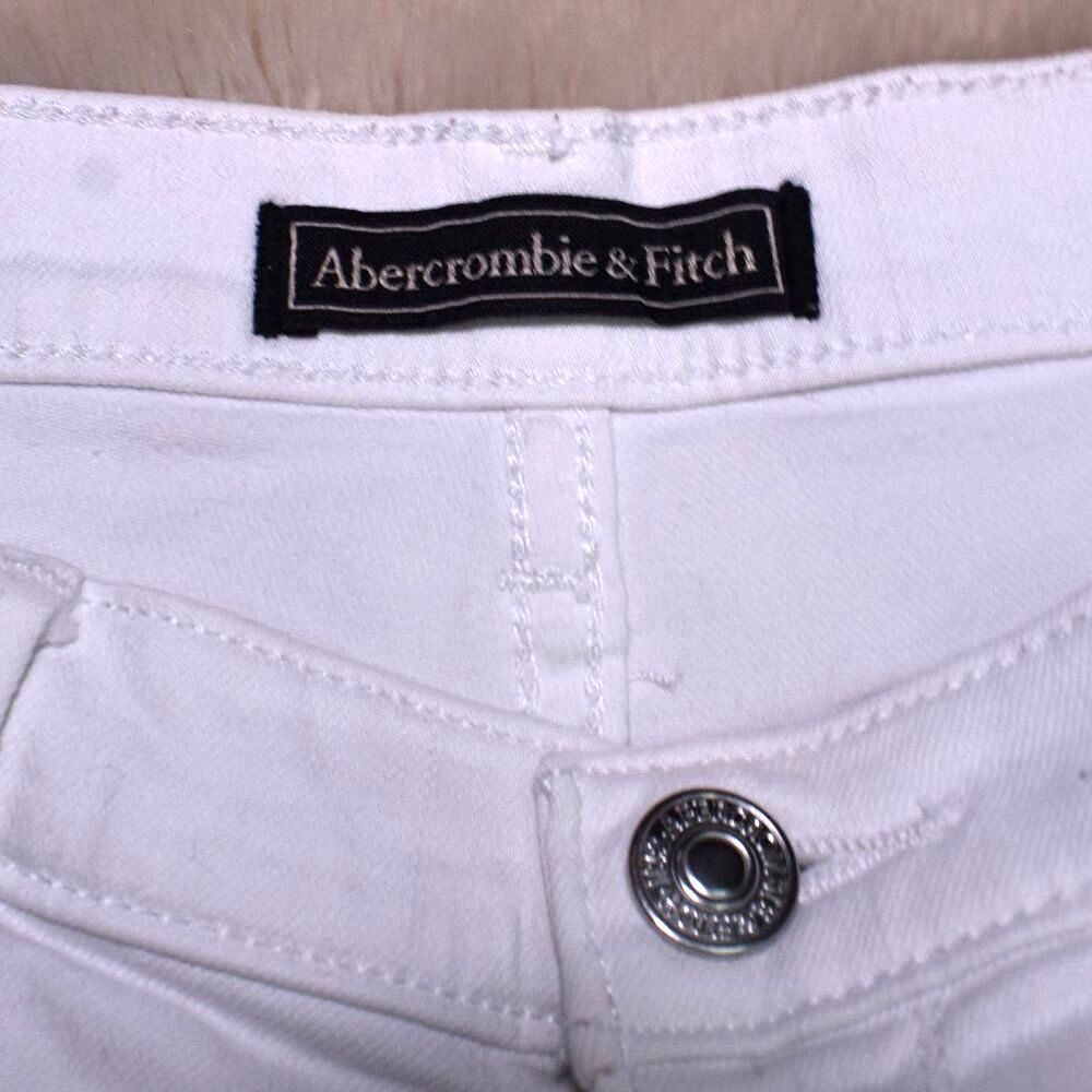 Abercrombie White Cut Off High Rise Denim Shorts Size 2 Distressed Casual - Picture 13 of 15
